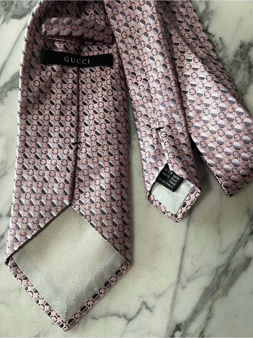 Gucci Men's Pink Patterned Silk Tie
